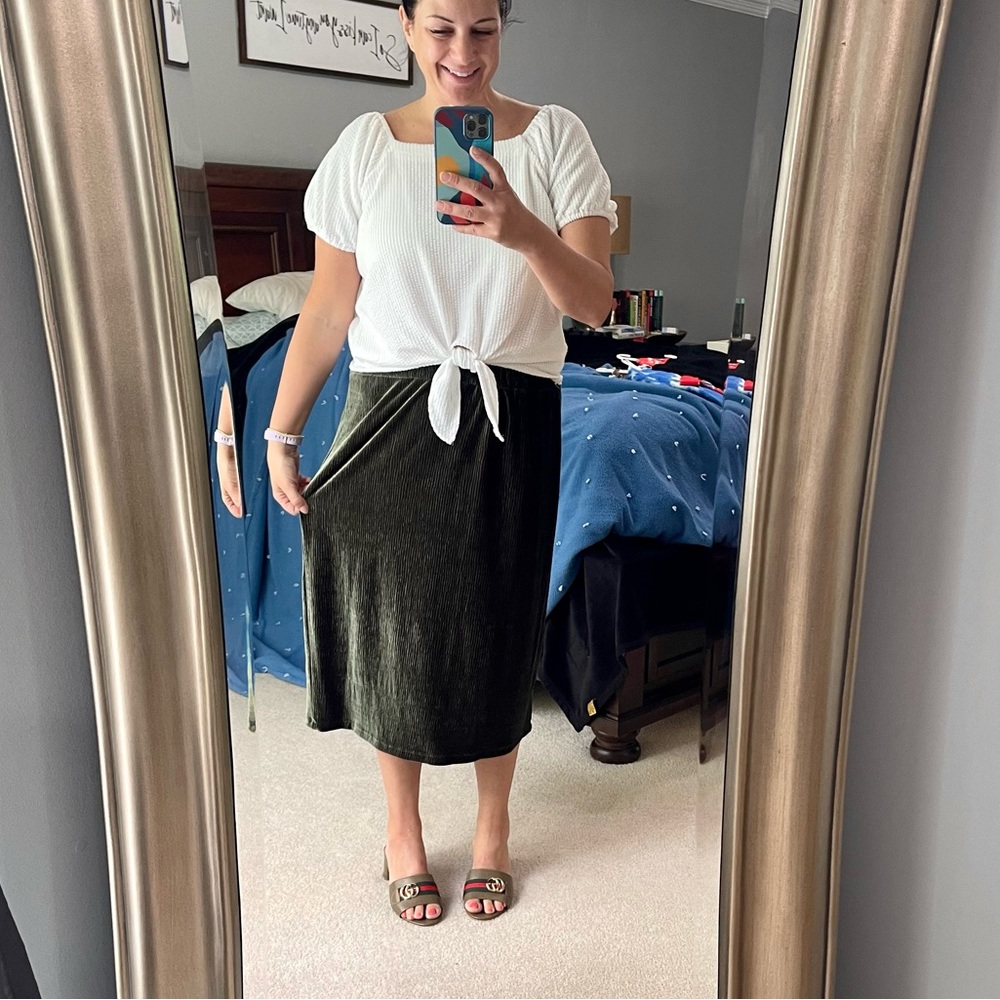 Ribbed Green Who What Wear midi skirt